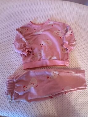 Old Navy Pink Chicken Print Set